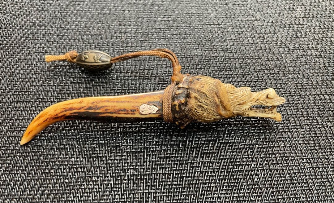 龍　根付　天然素材　縁起物　時代物　古美術品 繊細彫刻　レア　アンティーク
