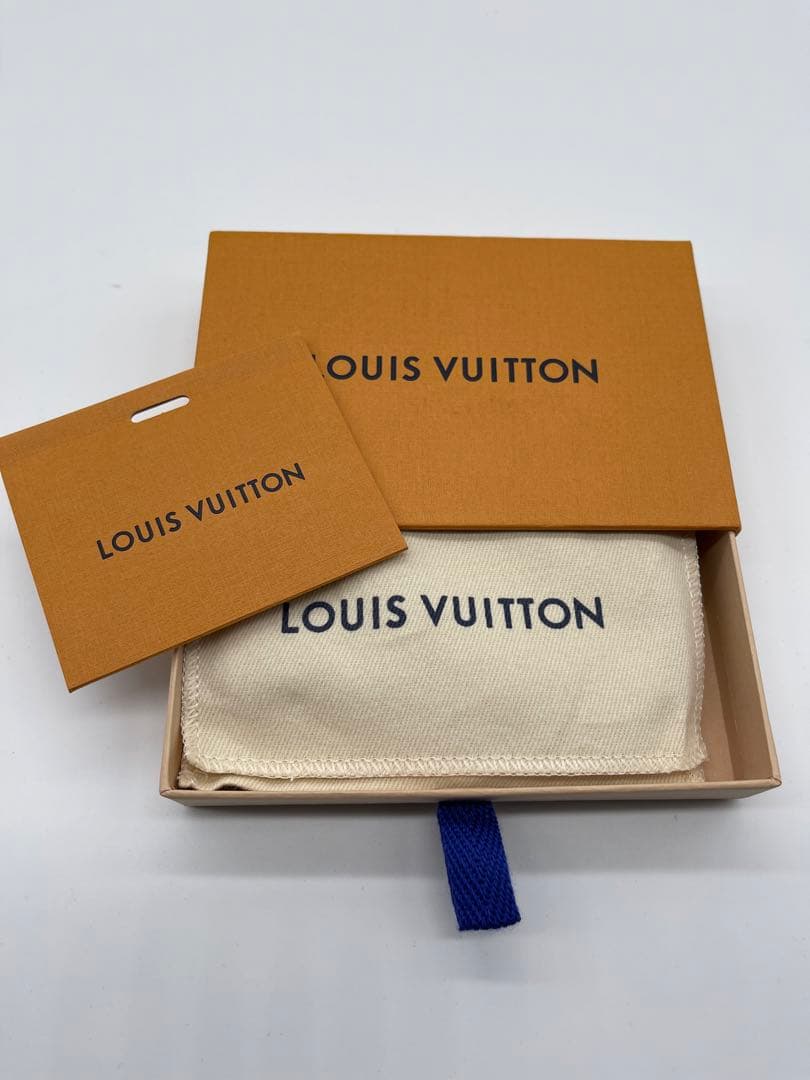 極美品　ルイヴィトン　4連キーケース　モノグラム　ミュルティクレ4 日本限定