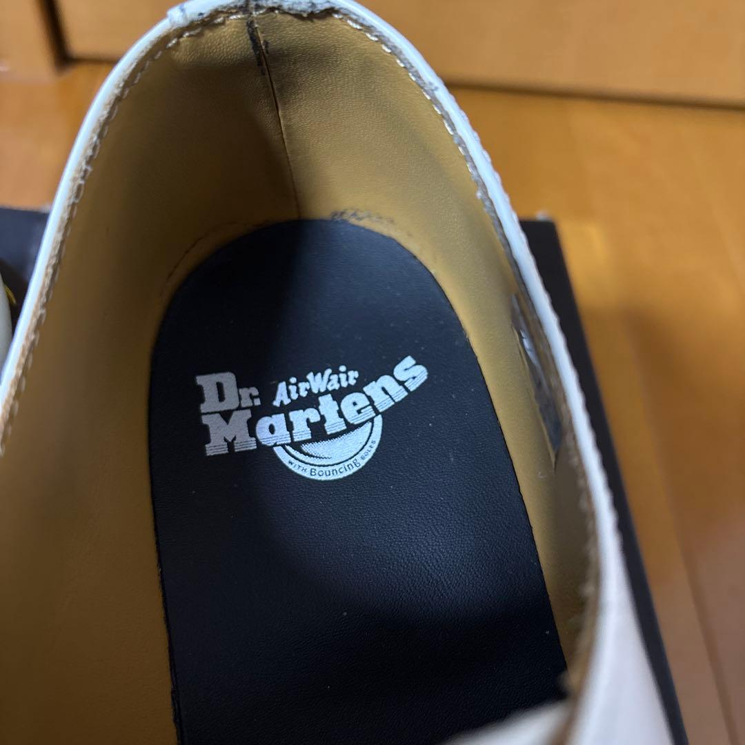ドクターマーチン　3ホール　ホワイト UK7