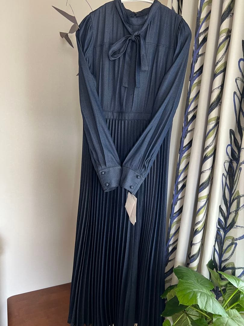 【セルフォード]】デニムライクプリーツワンピース 新品