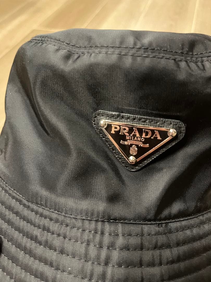 【かりこ】PRADA ブラック バケットハット