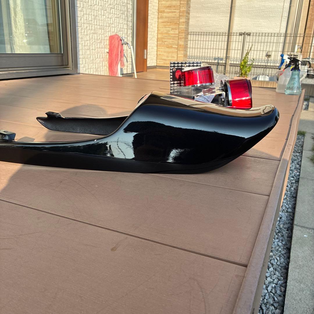 ゼファー750 z2テールカウル ブラック　テールセット　おまけ付き