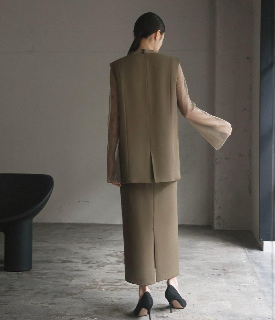 【えみのり】チュールレイヤードトップス・タイトスカート セットアップ