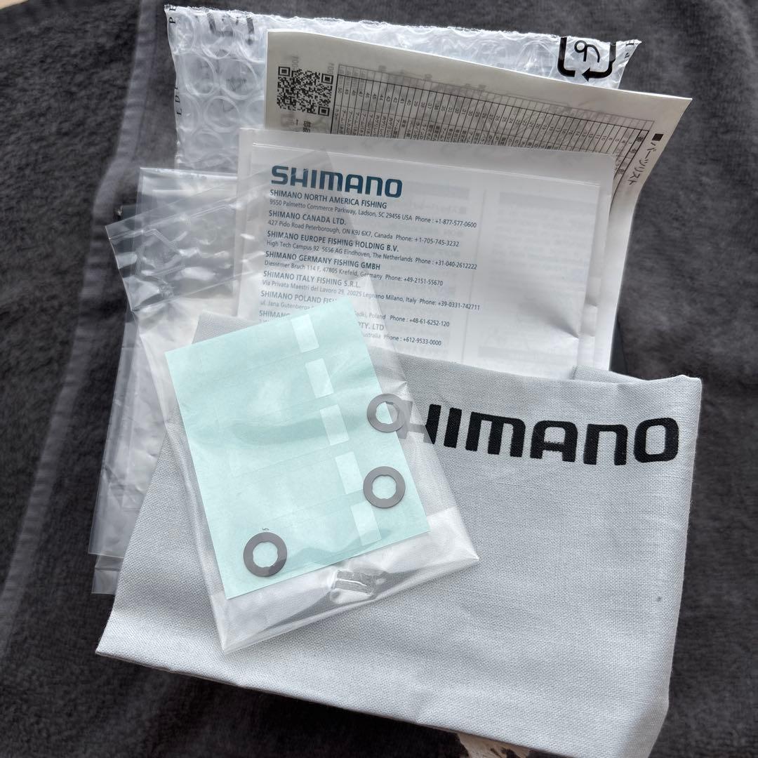 20ツインパワー C2000S スピニングリール