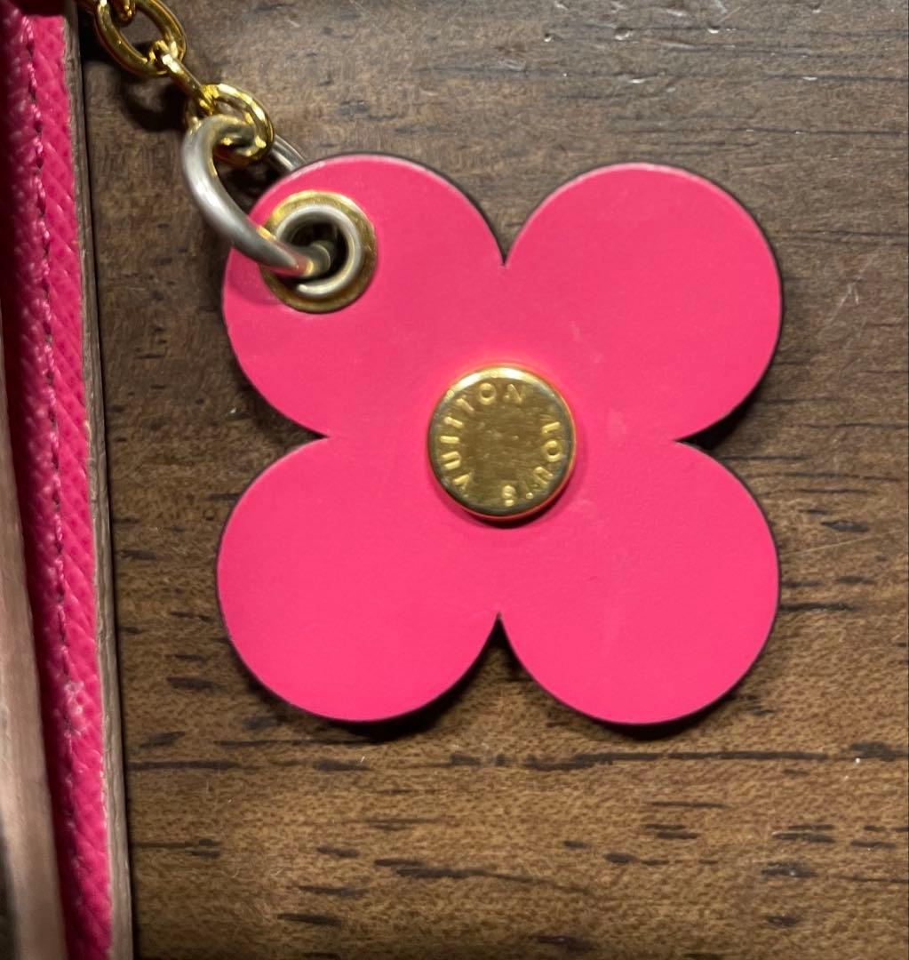 LOUIS VUITTON モノグラム長財布　ポルトフォイユエミリー フラワー