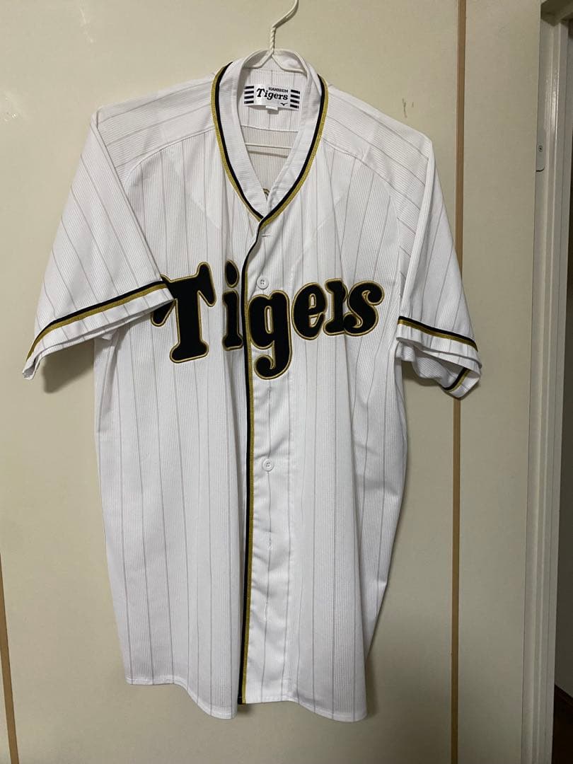 カ*ち様 タイガース　2023 伝統の一戦ユニフォーム 森下　1 サイズL
