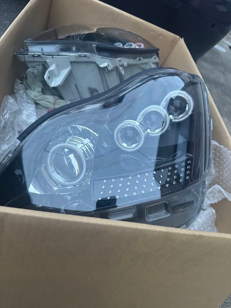 ゼロクラ 18クラウン ヘッドライト