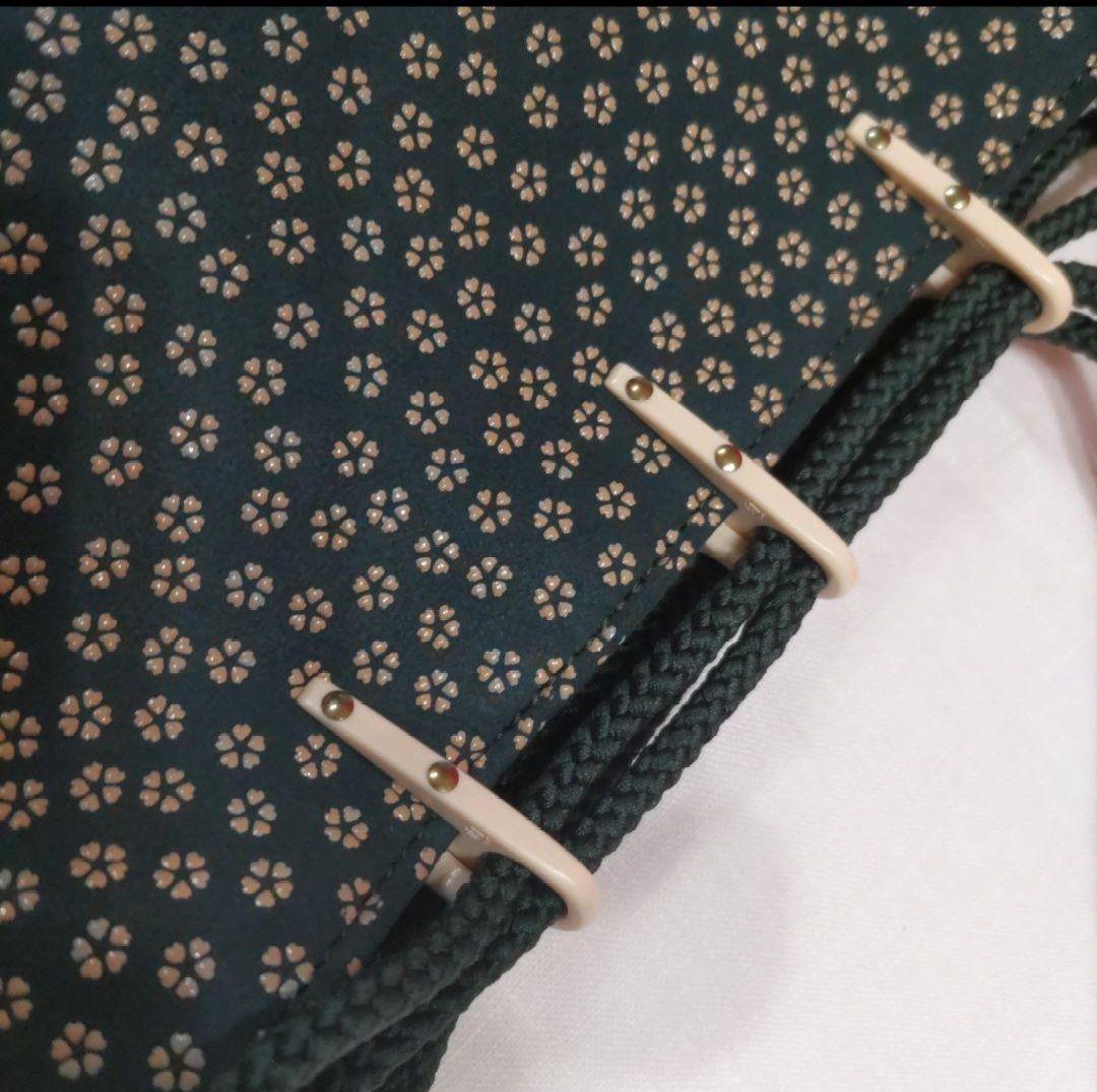 印傳屋印伝　合切袋　鹿革　正絹　白小花