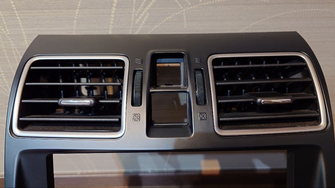 最終値下げVMレヴォーグ前期型8インチナビ化キット前期VABヒーターユニット付き