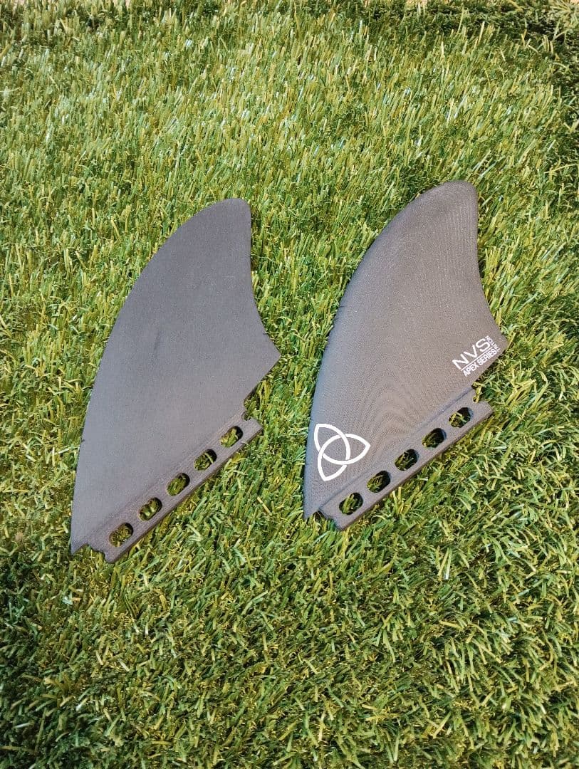 NVSフィン　TRITONツインフィン　フィンセット　フューチャーフィン