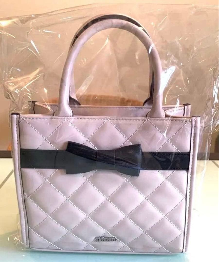 新品未開封未使用piumピウムキルティングリボンミニトート