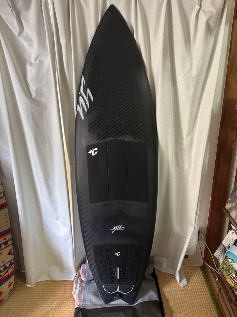 yu フルカーボン ショートボード 5'11