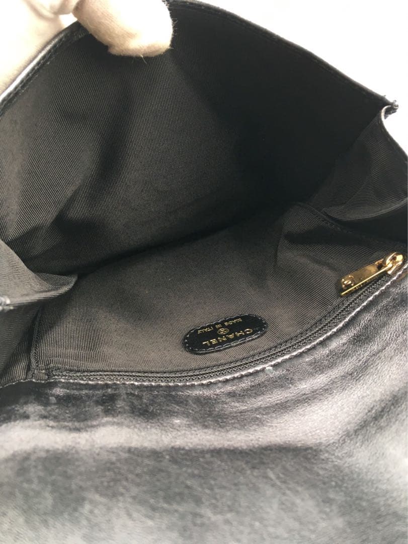 シャネル　CHANEL ショルダーバッグ
