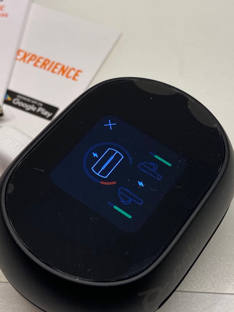 Poly Voyager Free 60+ UC ワイヤレスイヤフォン