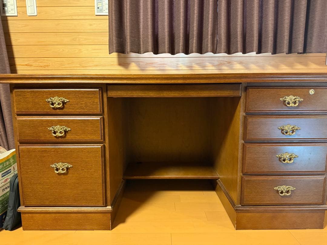 カリモク コロニアルシリーズ 書斎デスク 社長机　取扱説明書付き