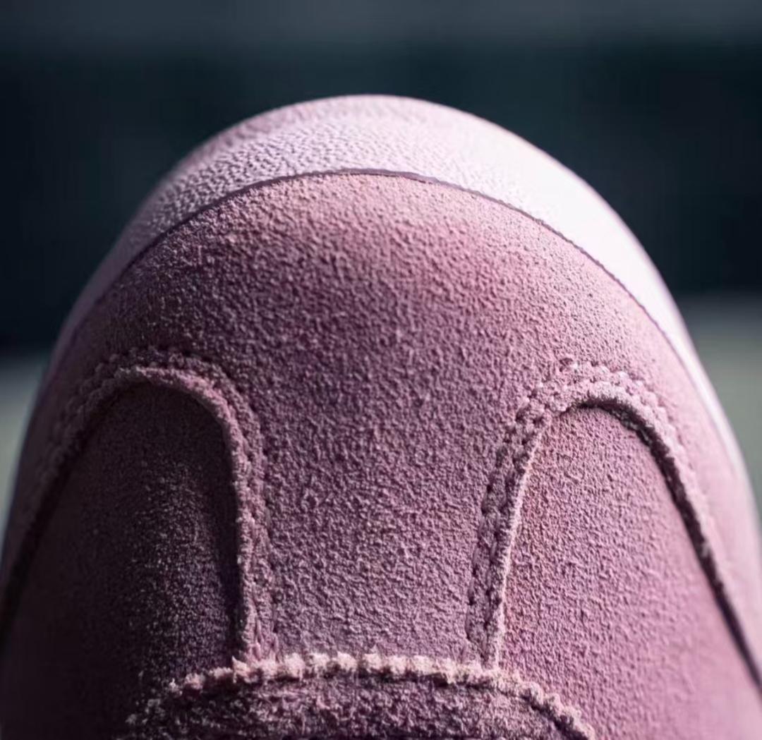 パトゥ オニツカタイガー コラボ スニーカー ピンク