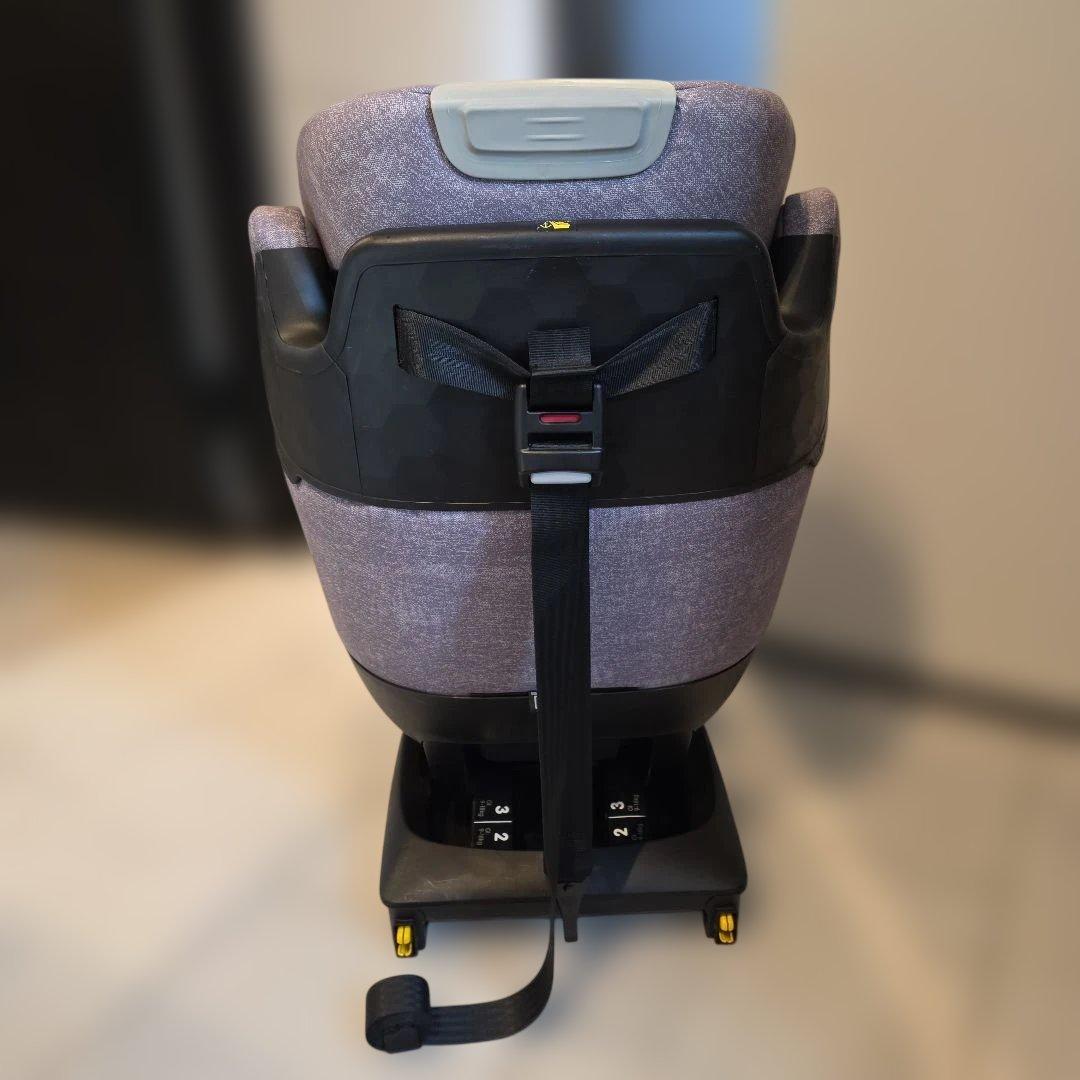 Maxi-Cosi Titan Pro 座席保護シート付き