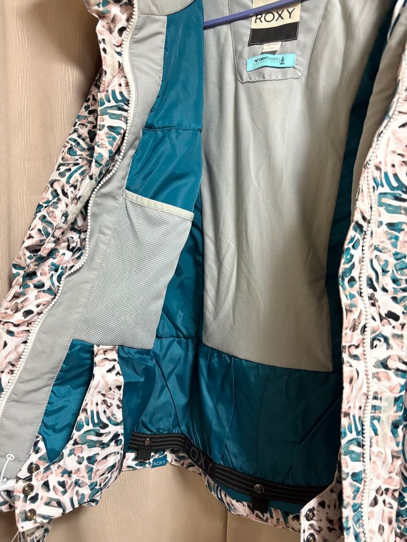 ROXYレディーススノボ スキーウェア　上下セット