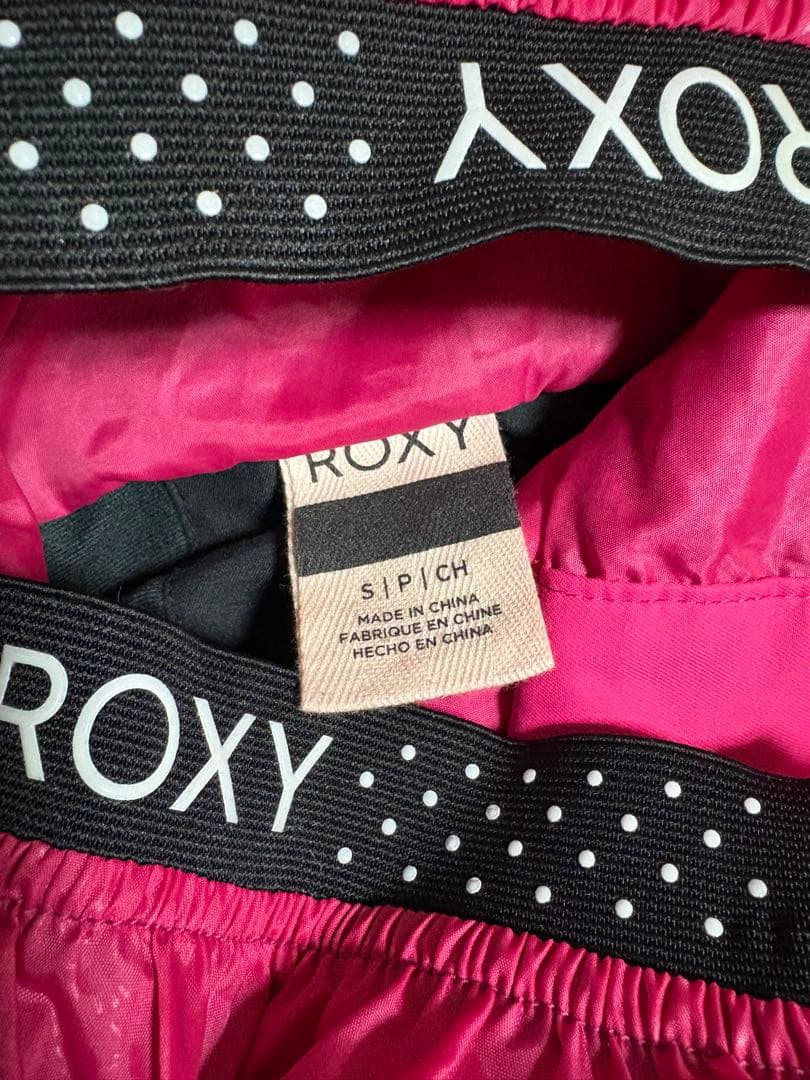 ROXYレディーススノボ スキーウェア　上下セット