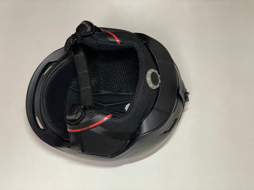 SALOMON PIONEER LT ROUND FIT Mサイズ