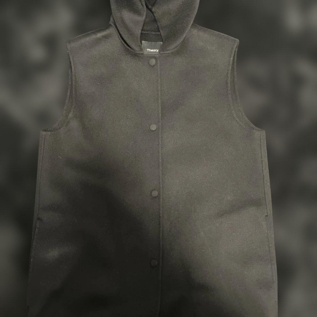 Theory フード付きベスト ブラックsサイズ