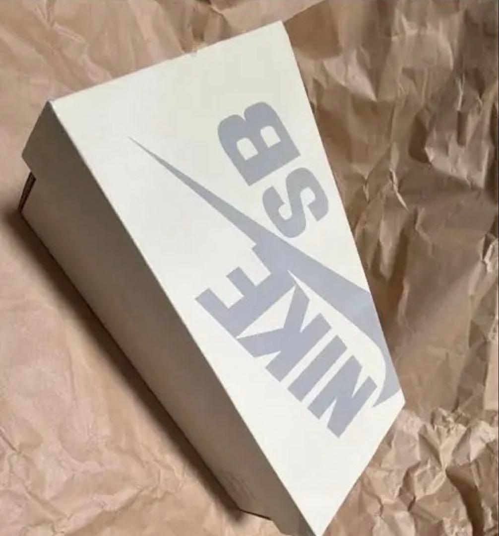 APRIL SKATEBOARDS × Nike SB Dunk Low Pro