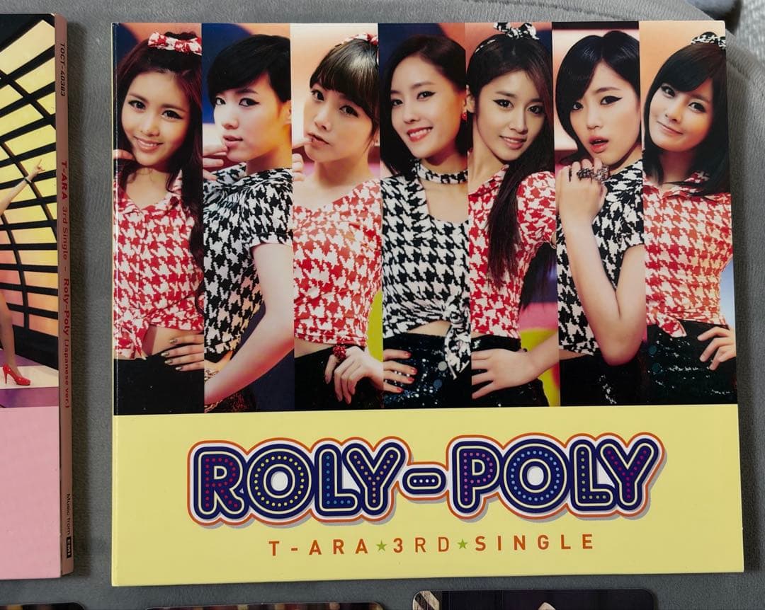 ROLY-POLY T-ARA 3rd Single とトレカ8枚セット‼️
