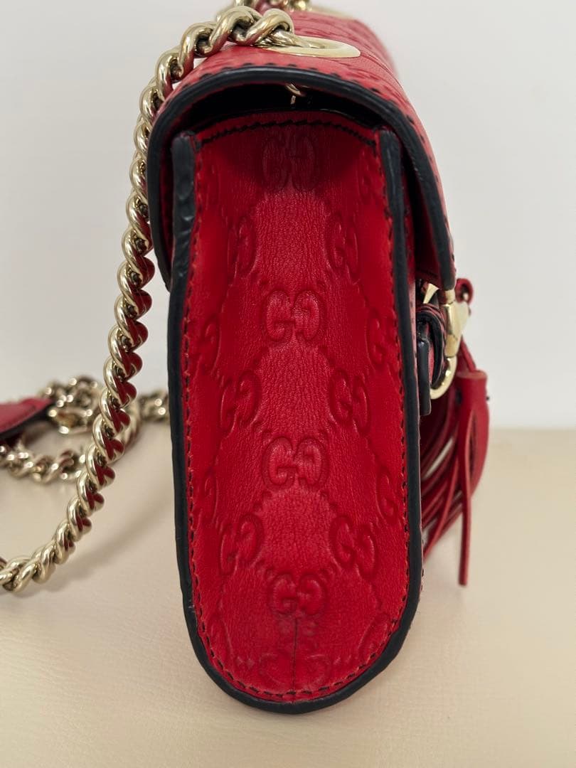 GUCCIグッチエミリー マイクロシマ GGシマ チェーンショルダーバッグレッド