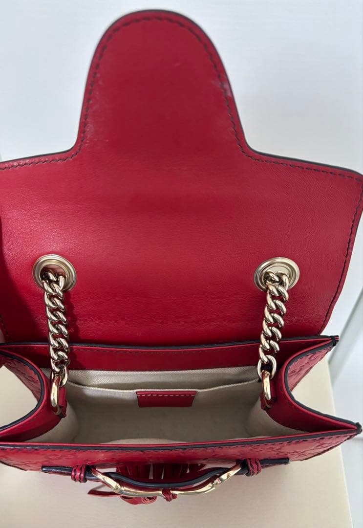 GUCCIグッチエミリー マイクロシマ GGシマ チェーンショルダーバッグレッド