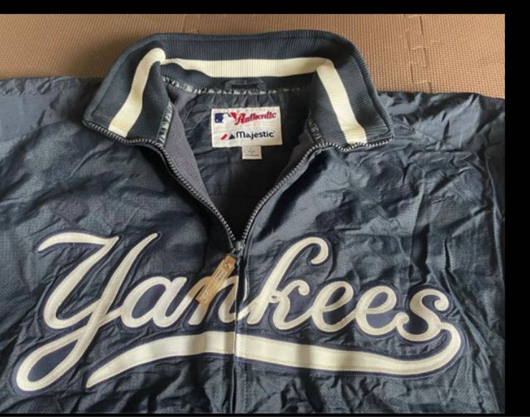 ウェア NEW YORK YANKEES JACKET MAJESTIC AJ 700