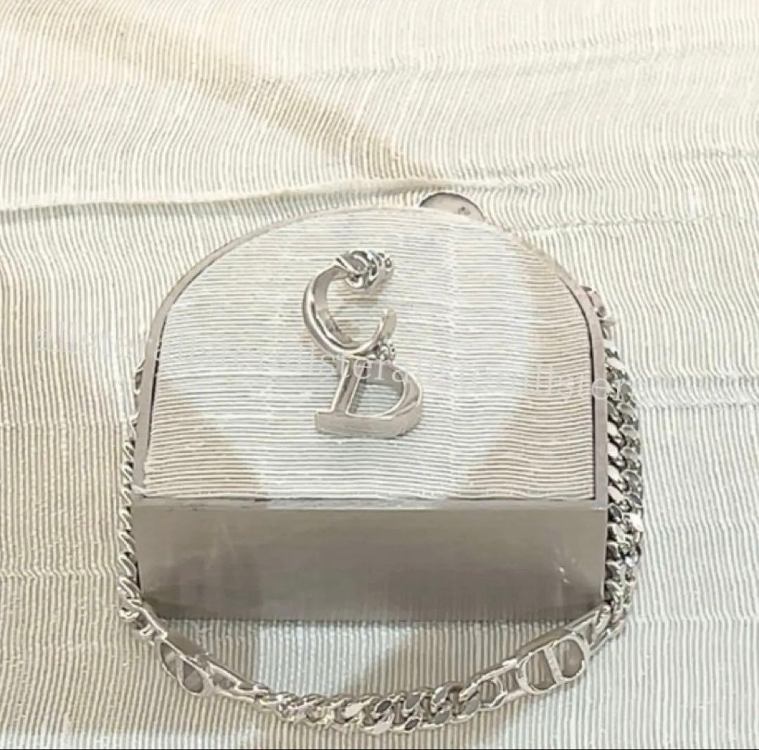 Dior Dロゴ シルバー ピアス(片耳用)