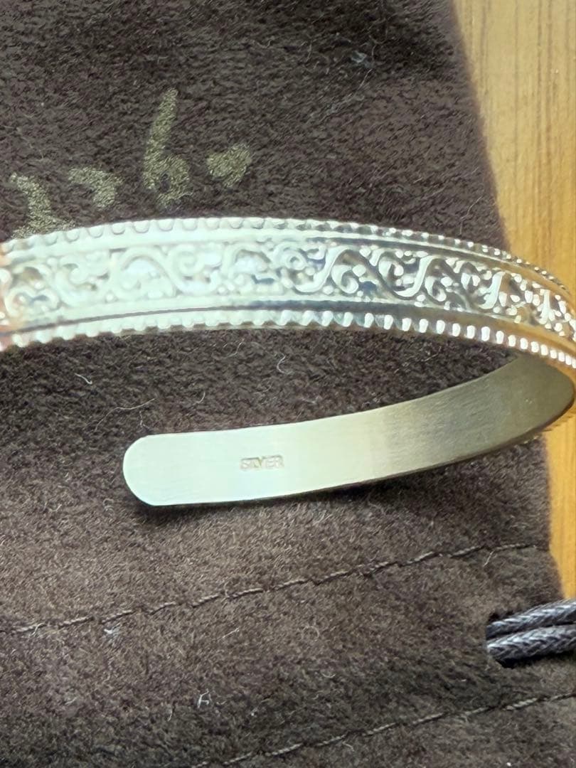 ［値下］新品未使用 Agete シルバー装飾バングル