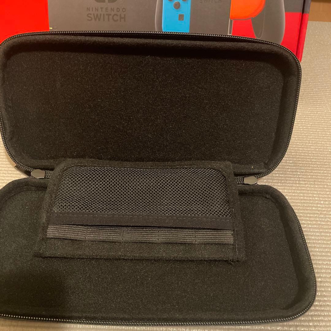 【美品】任天堂Switch 本体 付属品一式　ケース付