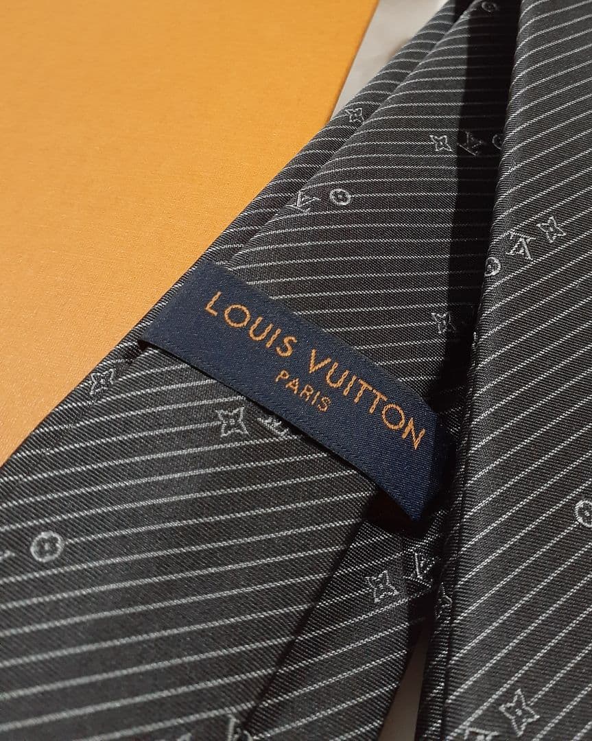 LOUIS VUITTON ルイヴィトン モノグラム オンライン ネクタイ