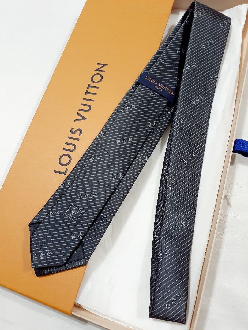 LOUIS VUITTON ルイヴィトン モノグラム オンライン ネクタイ