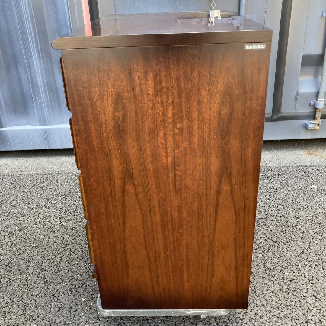 ギロック様たのめる便　カリモク KARIMOKU コロニアル チェスト 綺麗