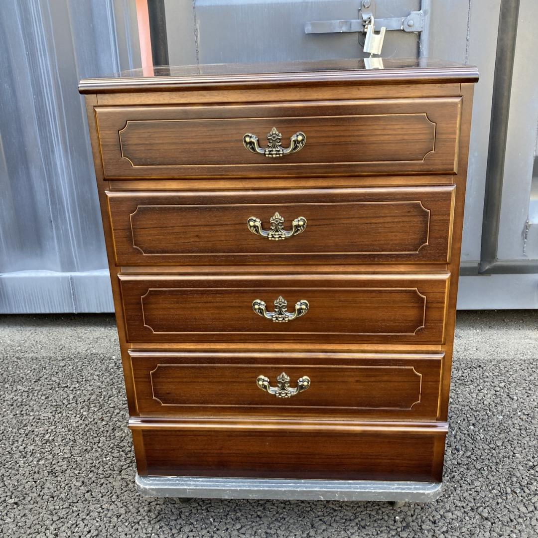 ギロック様たのめる便　カリモク KARIMOKU コロニアル チェスト 綺麗