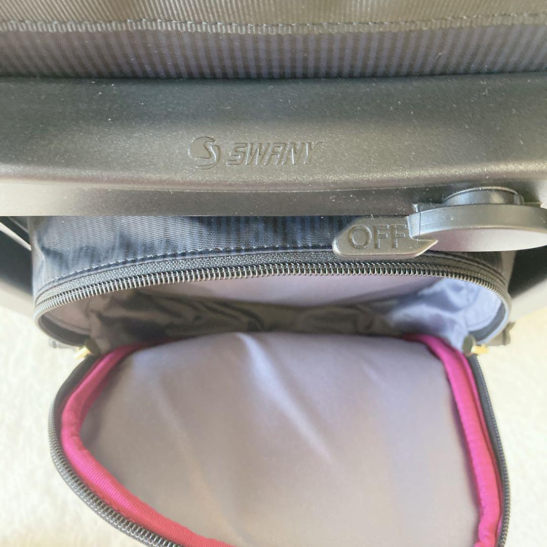 美品✨スワニー　ルバンドⅢ　D-574　M18　黒　キャリーケース　機内持込可