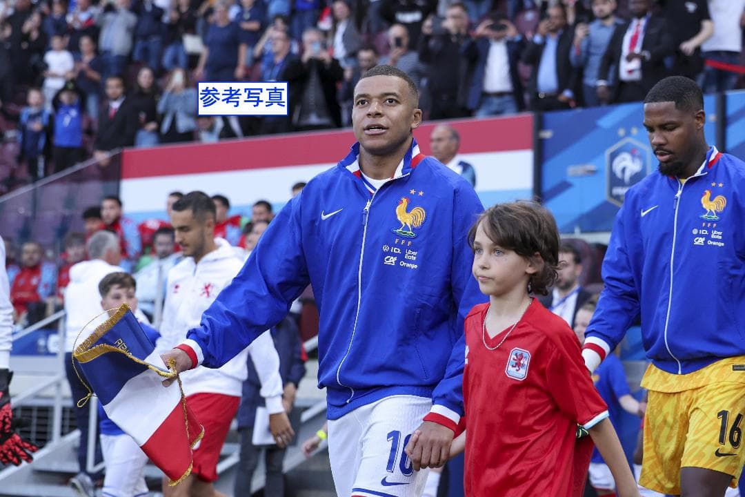 フランス代表 2024/2025 アンセムジャケット 海外Ｌサイズ ナイキ正規品