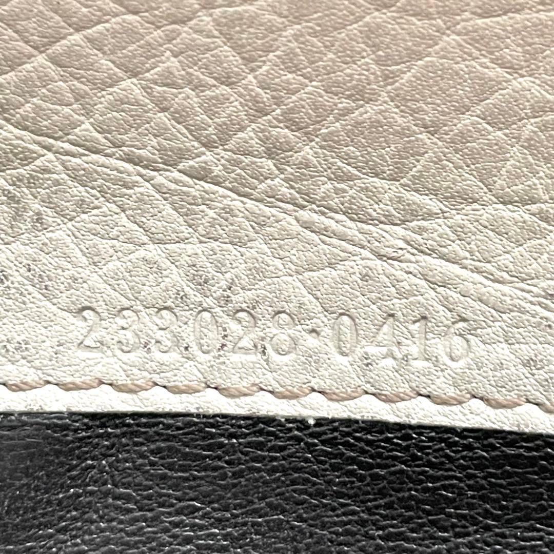 GUCCI グッチ　GGキャンバス　ロゴプレート　長財布 0125-①