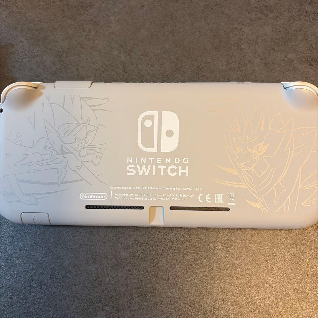 Nintendo Switch LITE スイッチ　ポケモン　ニンテンドー