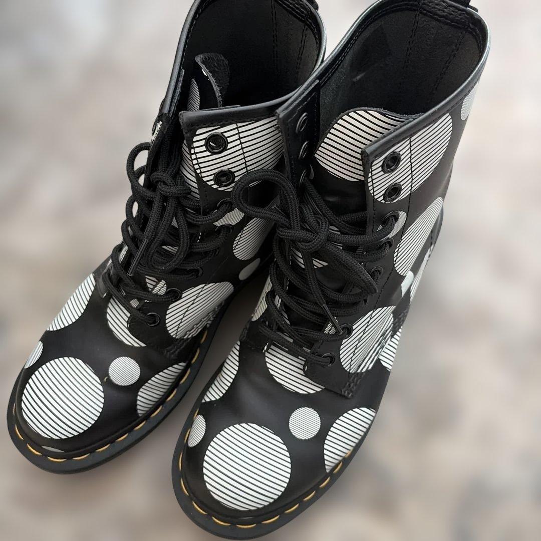 DR.MARTENS JADON 8ホール厚底 ポルカドット ブラック UK6