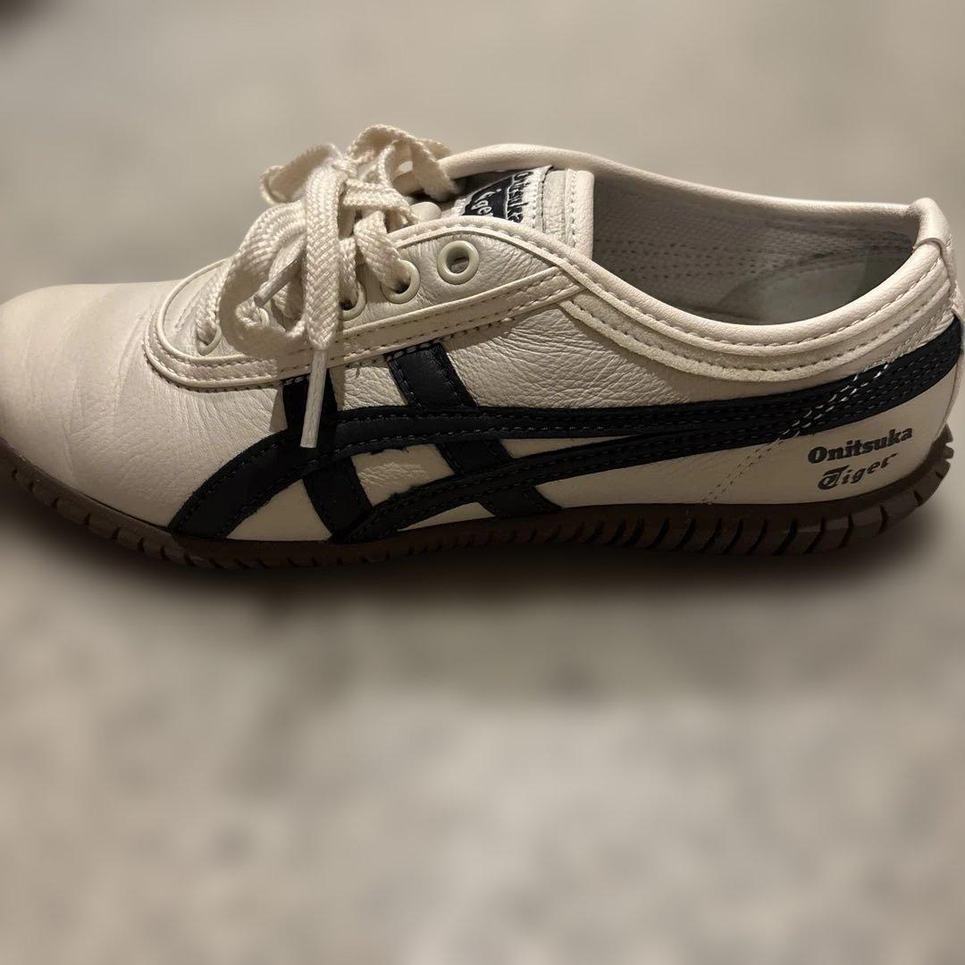 【23.5】Onitsuka Tiger TSUNAHIKI SLIP-ON