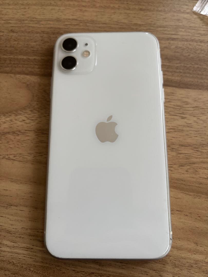 iPhone11 64GB ホワイト