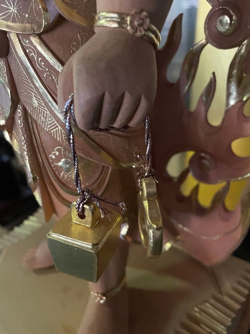 不動明王立像　金泥 高さ78cm 香木 、仏教美術 高68cm 仏像 木彫 寺院