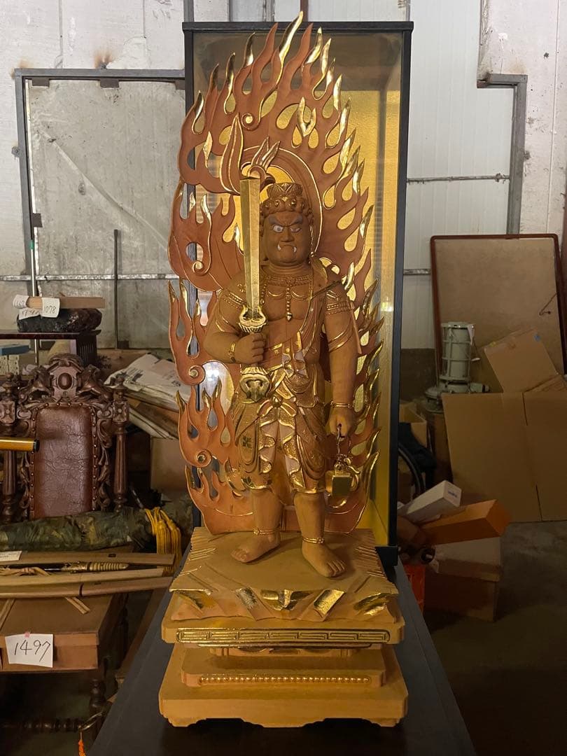 不動明王立像　金泥 高さ78cm 香木 、仏教美術 高68cm 仏像 木彫 寺院