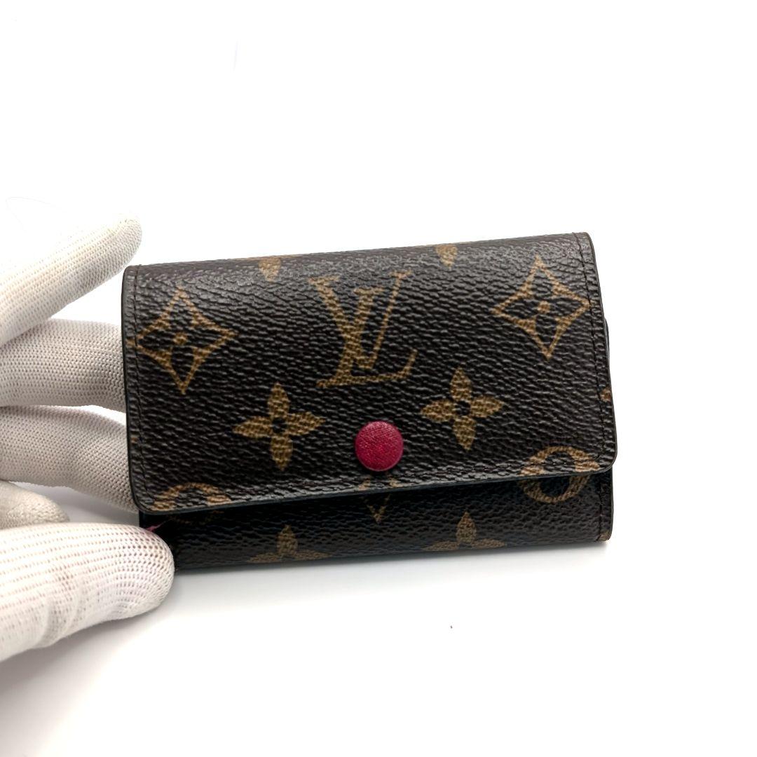 ✨超美品！✨　ルイヴィトン　6連キーケース　モノグラム　フューシャ　M60701