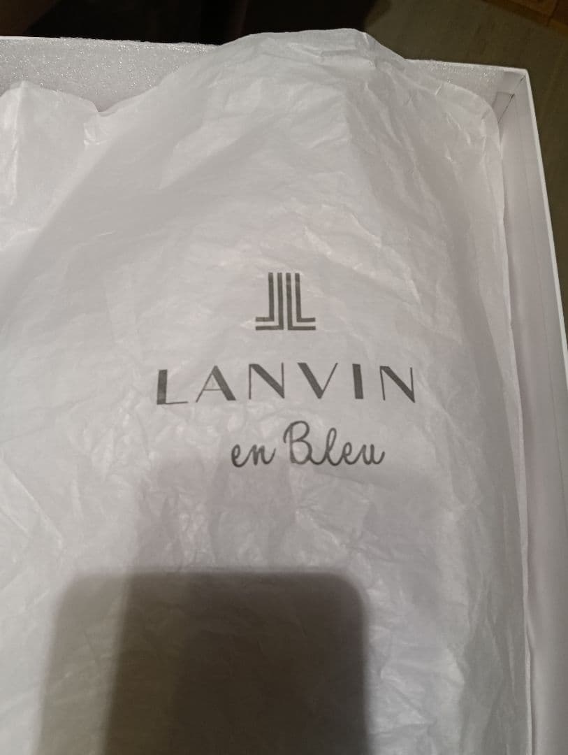 新品！箱付き！定価約２万円！LANVIN グレー スエード スニーカー