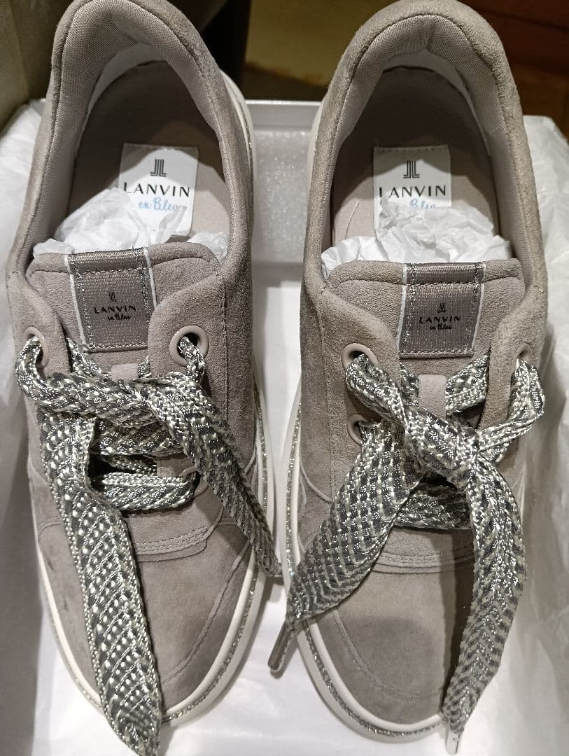 新品！箱付き！定価約２万円！LANVIN グレー スエード スニーカー