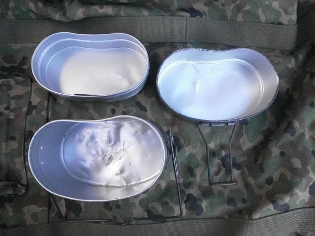 ワ*ン様 自衛隊　本物　戦闘飯盒　Ⅱ型　 はんごう 87年90年